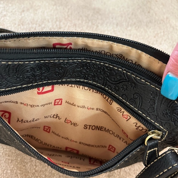 Stone & Co. Black Leather Crossbody Bag with Adjustable Strap - Picture 7 of 7